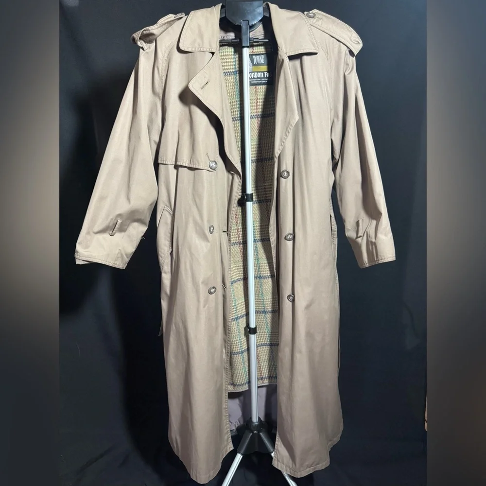 London Fog Beige and Plaid Jacket - Picture 1 of 7